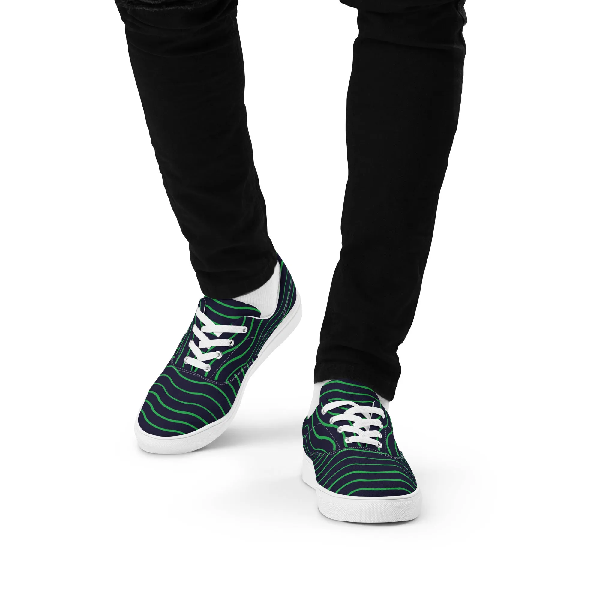 BE LIKE WATER Men’s Lace-Up Canvas Shoes