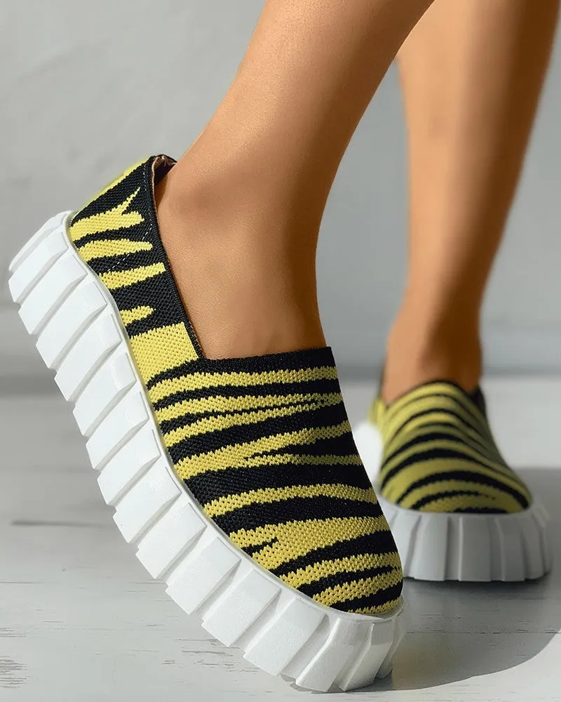 Cheetah Pattern Slip On Canvas Shoes