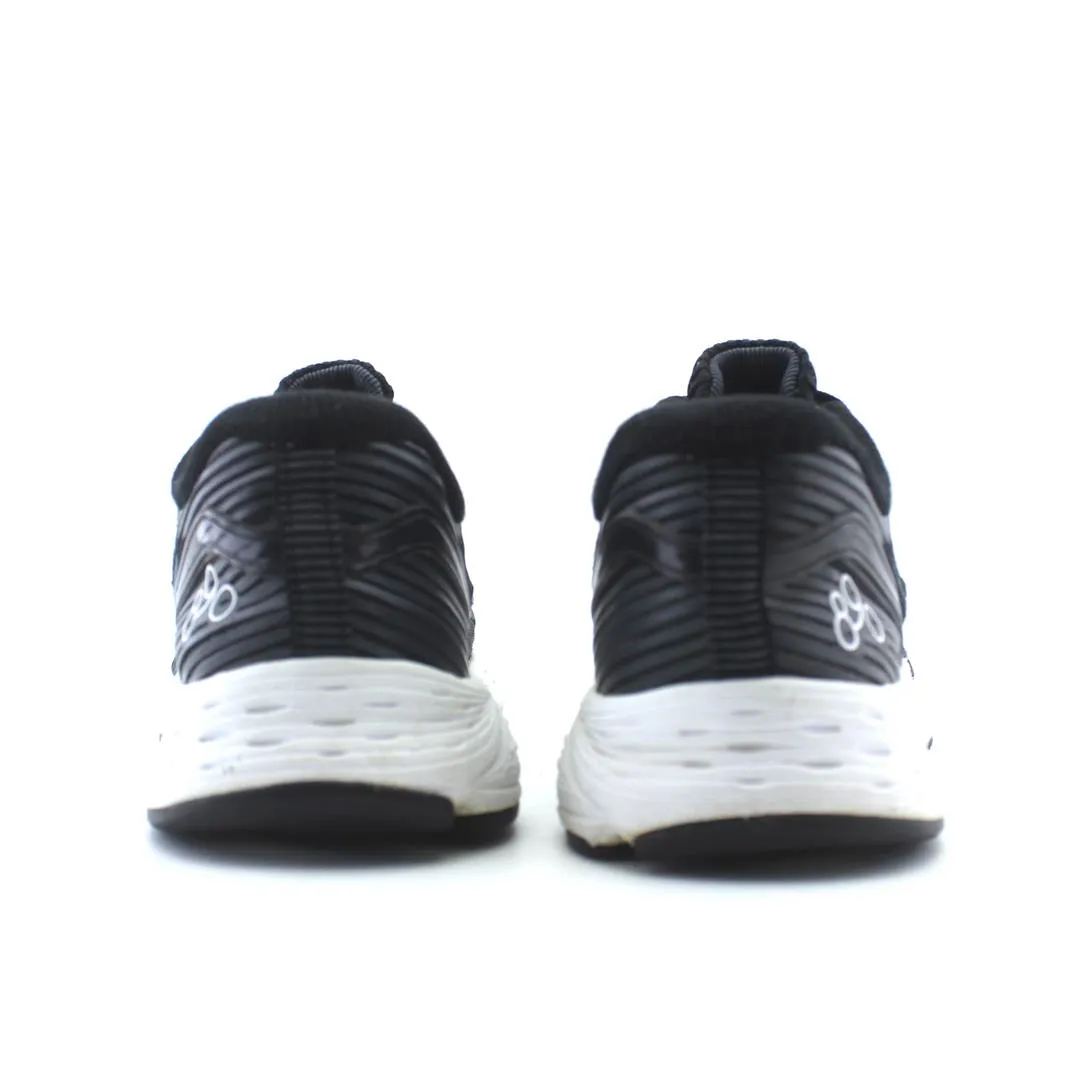 NEW BALANCE 890V6